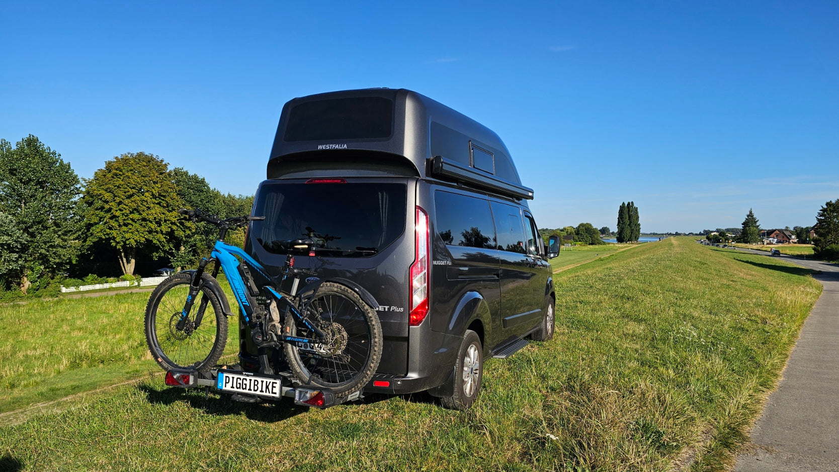 E Bike Ladegerät für unterwegs: Das Piggibike von Piggigreen